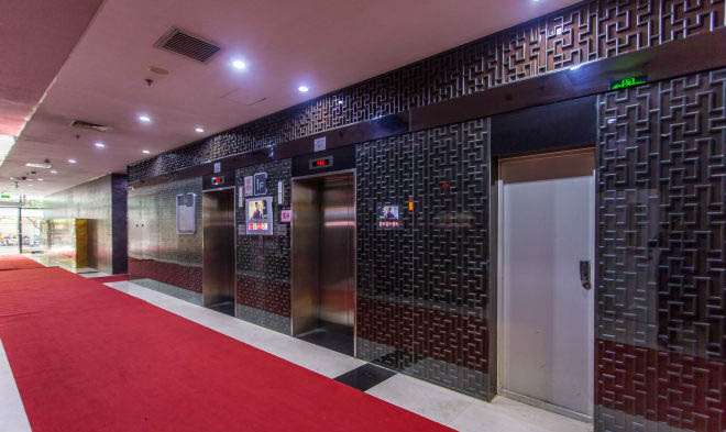 电梯厅